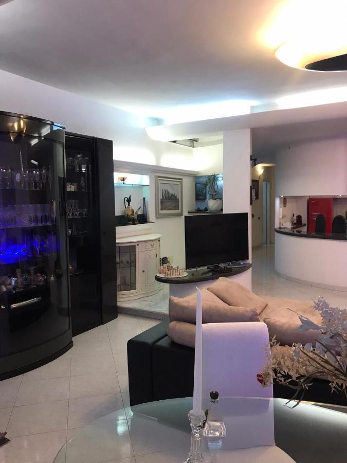 Pina Apartment *
